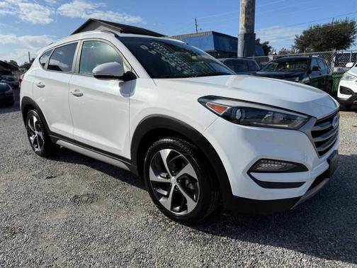 2017 Hyundai TUCSON Sport