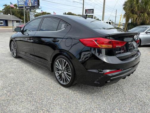 2018 Hyundai ELANTRA Sport