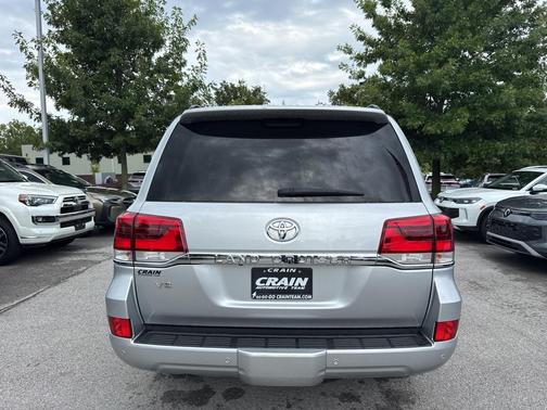 2019 Toyota Land Cruiser Base