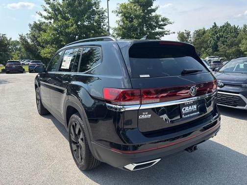 2025 Volkswagen Atlas 2.0T SE w/Technology 4MOTION
