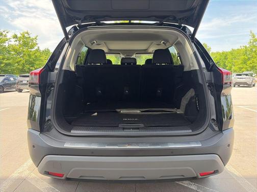 Super Black 2021 Nissan Rogue SL