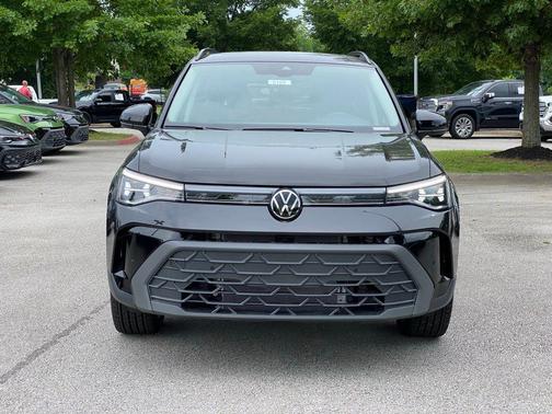 Black 2026 Volkswagen Taos SE Black