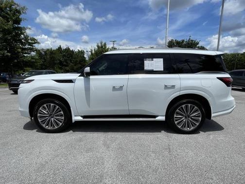 2025 INFINITI QX80 SENSORY AWD