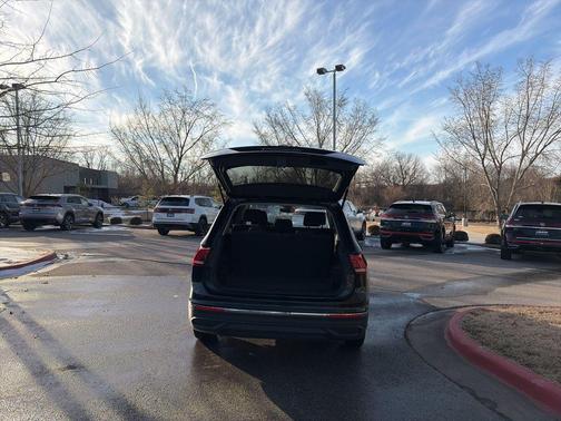 2024 Volkswagen Tiguan 2.0T S