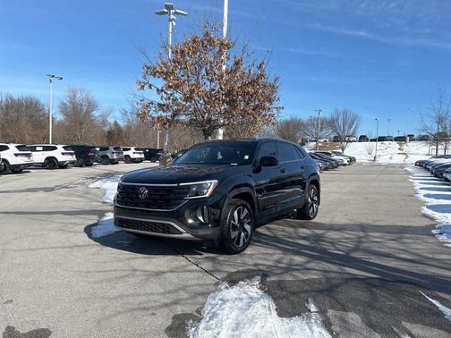 2025 Volkswagen Atlas Cross Sport 2.0T SE w/Technology
