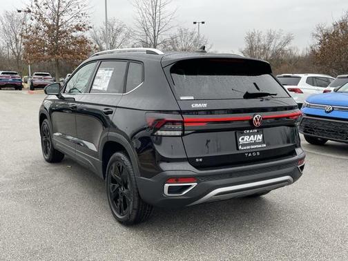 2025 Volkswagen Taos 1.5T SE