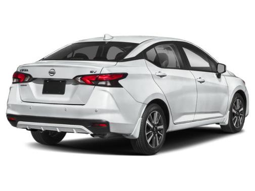 Aspen White 2024 Nissan Versa 1.6 SV