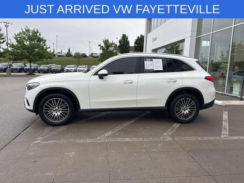 Polar White 2025 Mercedes-Benz GLC 300 4MATIC
