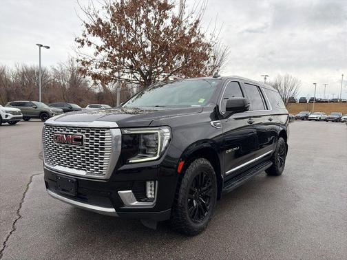 2022 GMC Yukon XL Denali
