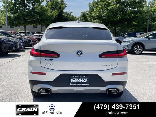 2024 BMW X4 xDrive30i