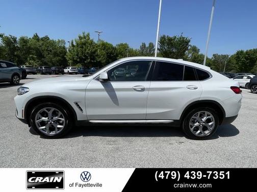 2024 BMW X4 xDrive30i
