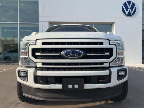 White Metallic 2020 Ford F-250 Lariat