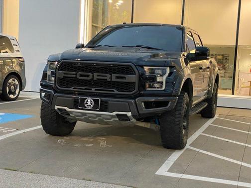 SHADOW BLACK 2017 Ford F-150 Raptor