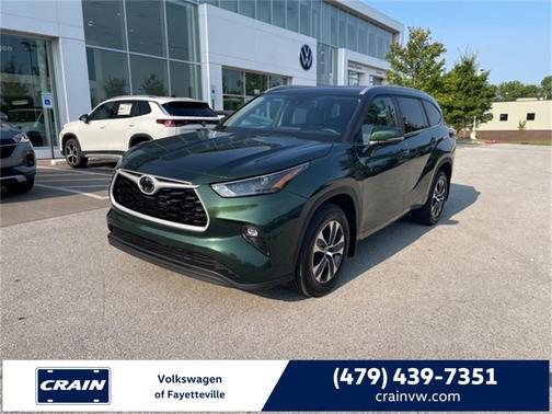 2024 Toyota Highlander XLE