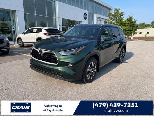 2024 Toyota Highlander XLE