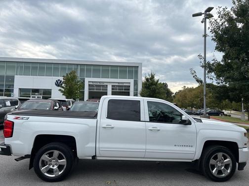 2018 Chevrolet Silverado 1500 2LT