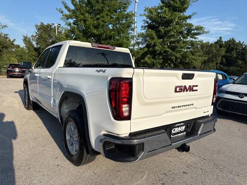 2024 GMC Sierra 1500 SLE