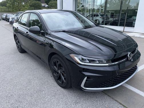 Black 2025 Volkswagen Jetta 1.5T SE