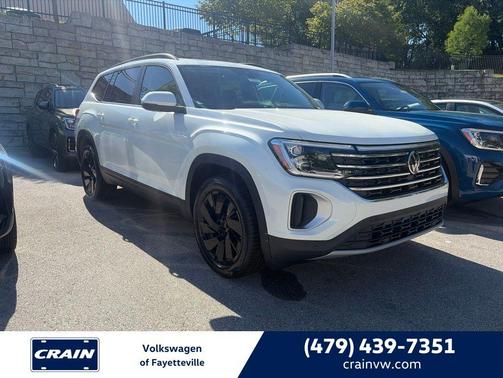 White Pearl 2026 Volkswagen Atlas 2.0T SE w/Technology 4MOTION
