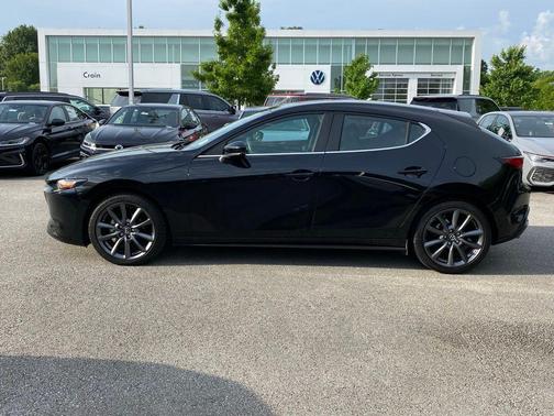 Jet Black 2023 Mazda Mazda3 FWD w/Preferred Package