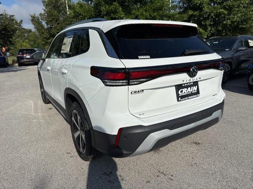 2025 Volkswagen Tiguan 2.0T SE 4MOTION
