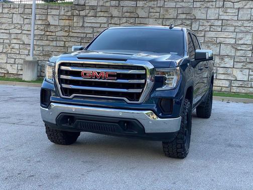 Pacific Blue Metallic 2019 GMC Sierra 1500 SLE