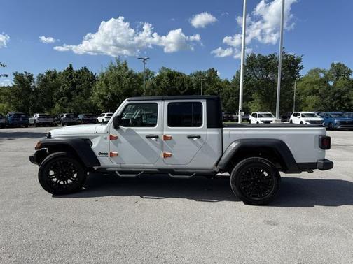 2020 Jeep Gladiator Sport S