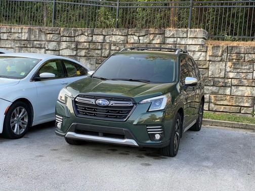 Cascade Green Silica 2024 Subaru Forester Touring