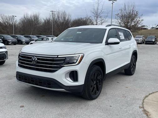 2025 Volkswagen Atlas 2.0T SE w/Technology 4MOTION