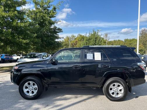2023 Toyota 4Runner SR5