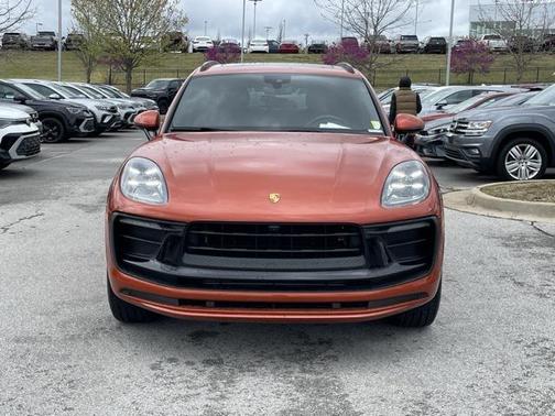 2022 Porsche Macan Base
