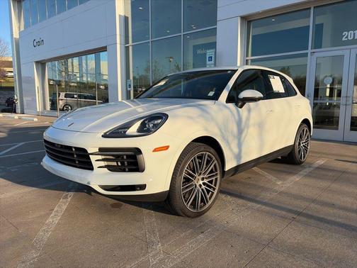 2023 Porsche Cayenne Platinum Edition