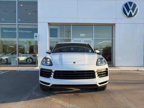 2023 Porsche Cayenne Platinum Edition