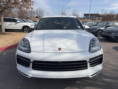 2023 Porsche Cayenne Platinum Edition
