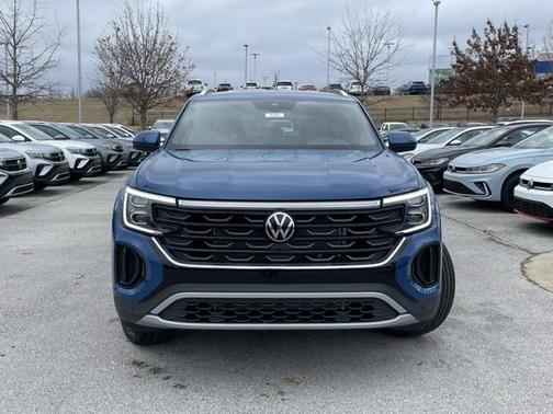 2025 Volkswagen Atlas Cross Sport 2.0T SE w/Technology 4MOTION