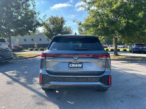 2026 Volkswagen Tiguan 2.0T SE R-Line Black 4MOTION