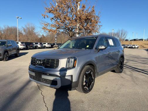 2025 Kia Telluride S