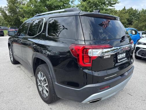 2023 GMC Acadia AWD SLT