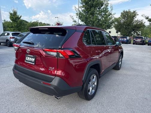 2025 Toyota RAV4 Hybrid XLE