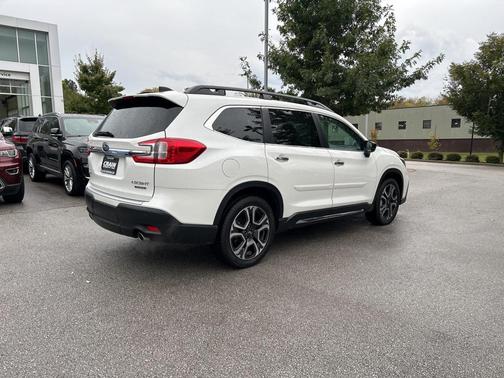 2024 Subaru Ascent Touring 7-Passenger