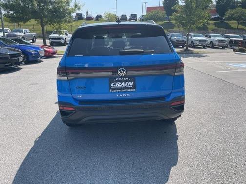 2025 Volkswagen Taos 1.5T SE Black