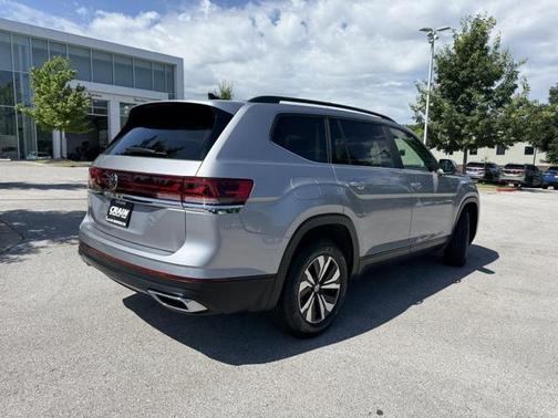 2024 Volkswagen Atlas 2.0T SE