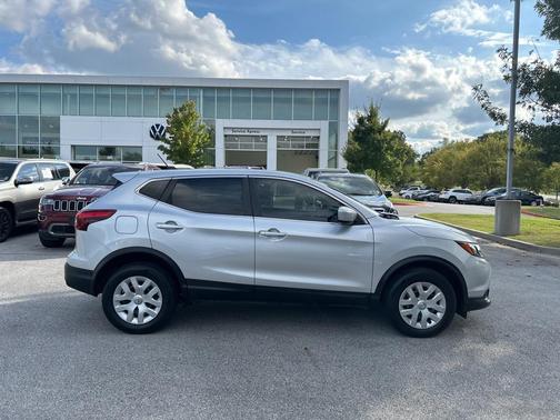 2019 Nissan Rogue Sport S