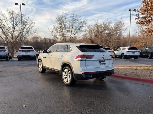 2020 Volkswagen Atlas Cross Sport 2.0T SEL