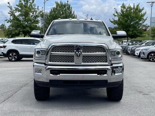 2018 RAM 2500 Laramie Crew Cab 4x4 6'4' Box