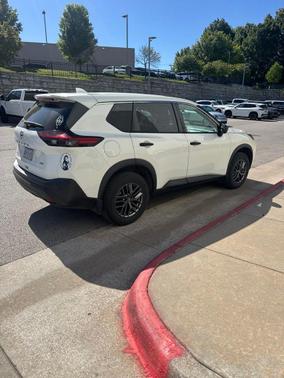 Glacier White 2021 Nissan Rogue S
