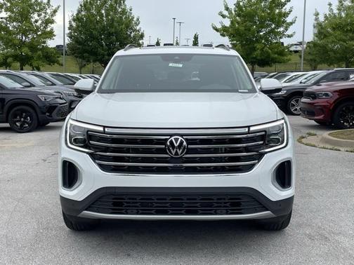 2025 Volkswagen Atlas 2.0T SE w/Technology 4MOTION