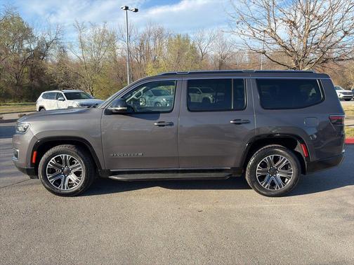 Baltic Gray Metallic Clearcoat 2024 Jeep Wagoneer Series II 4x4