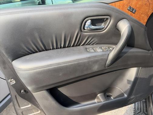 2023 Nissan Armada SL 2WD