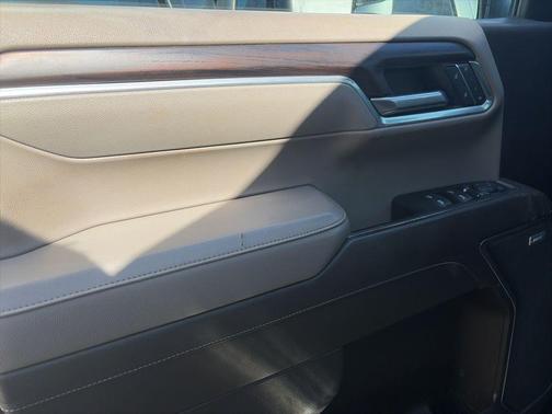 Pacific Blue Metallic 2023 GMC Sierra 1500 SLT